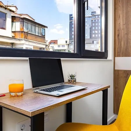 Two Stylish 1bd With Desk In Karshiaka By Flat Manager Plovdiv