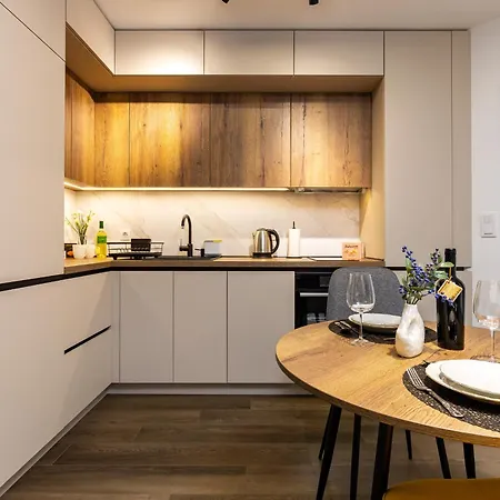 Two Stylish 1bd With Desk In Karshiaka By Flat Manager *